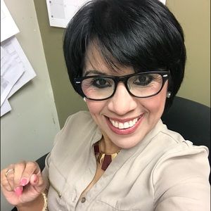 Meet your Posher, Aurora